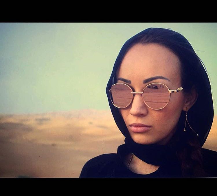 Juliana - ID: 131931