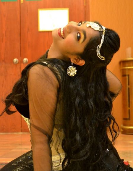 Sheela - ID: 143810 - 400621