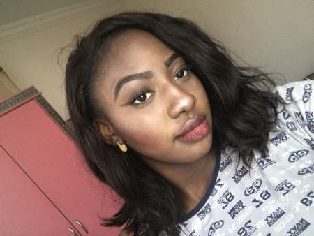oumou - ID: 153562