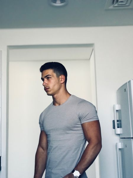 Ziad - ID: 169108