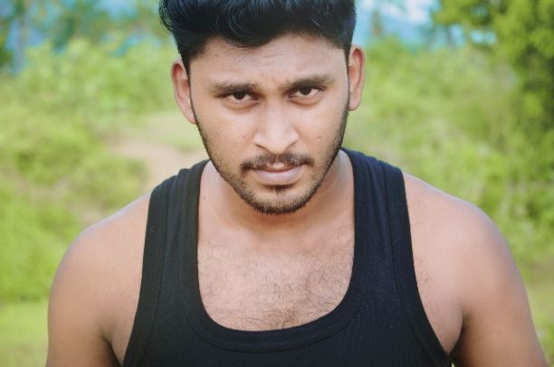 Abinesh - ID: 176971