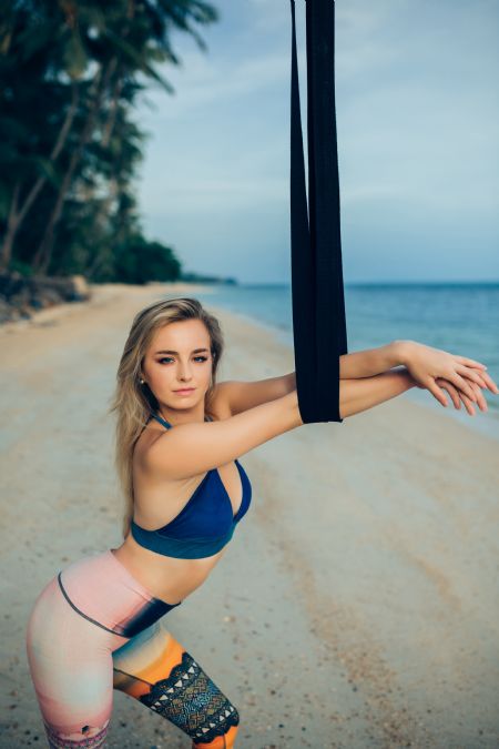 Anna - ID: 179435