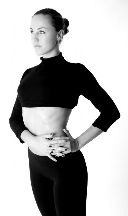 Lana - ID: 19829