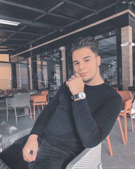 Oussama - ID: 229168