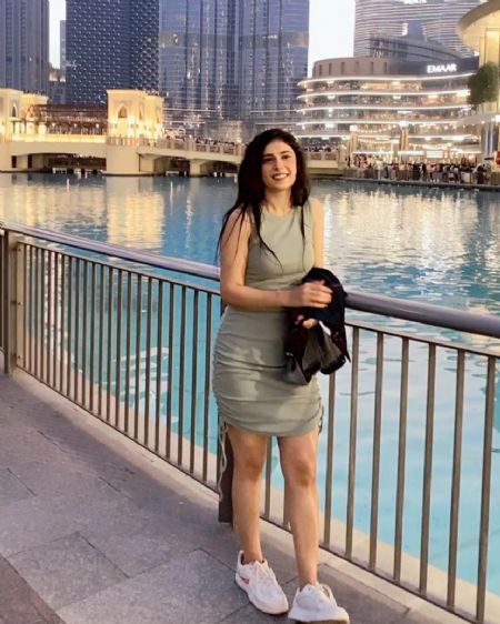 neha - ID: 348296