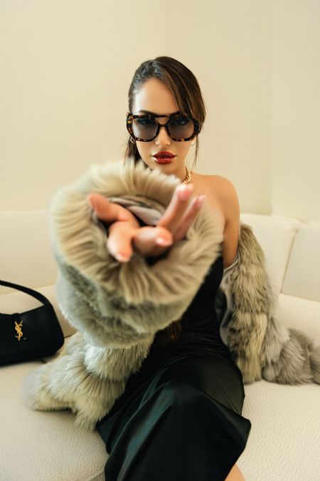 Cyrine - ID: 367899