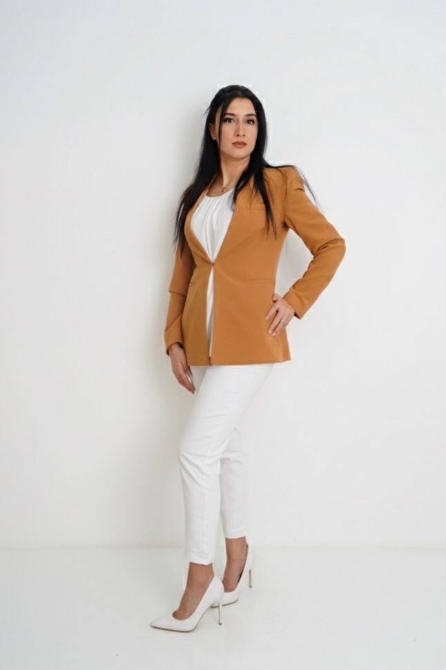 imane - ID: 383918 - 820691