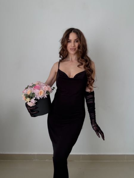 Sindi - ID: 571762 - 814873