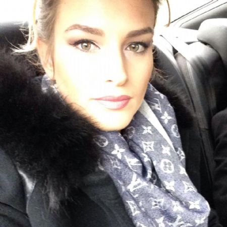 Lauren - ID: 68158