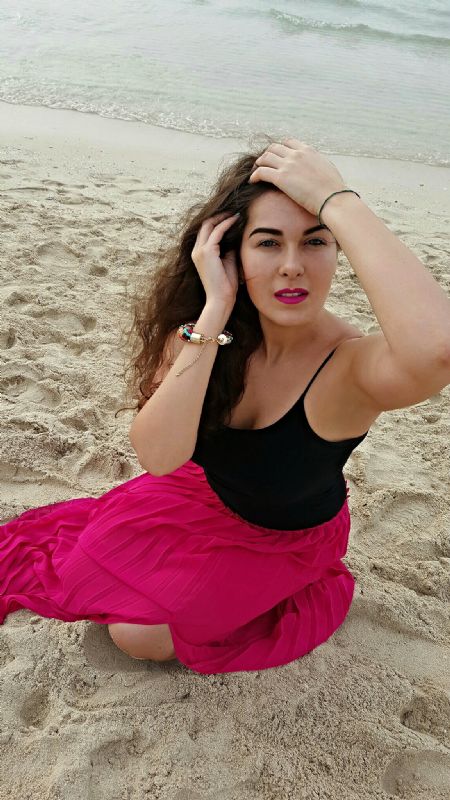 Veronika - ID: 68942