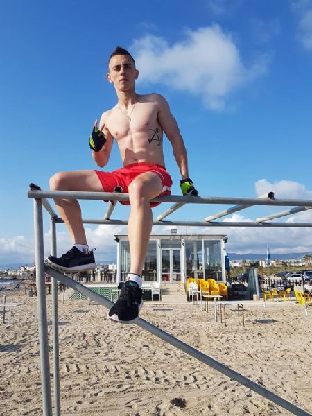 Daniel - ID: 76795